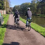 Grand 4 Etoiles A 150 M Des Thermes De